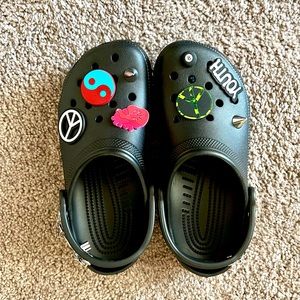 Crocs “Create Your Peace” Classic Clogs - NWOT - m6/w8